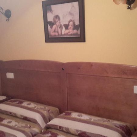 Casa De La Paca Bed & Breakfast Coca Luaran gambar