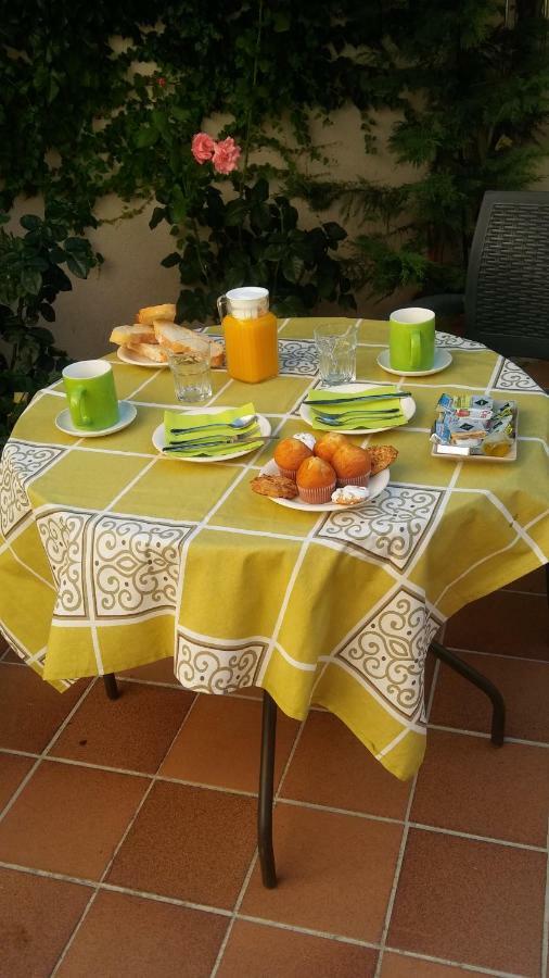 Casa De La Paca Bed & Breakfast Coca Luaran gambar